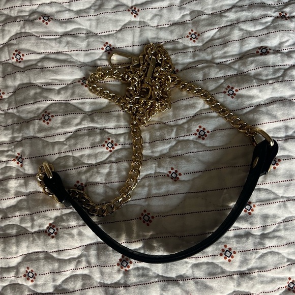 “DIVAS BAG" DV LUXURY Bucket Classic Black Italian Leather Crossover Handbag - Picture 4 of 5